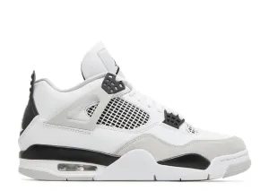 Air Jordan 4 Retro 'Military Black' (2022)