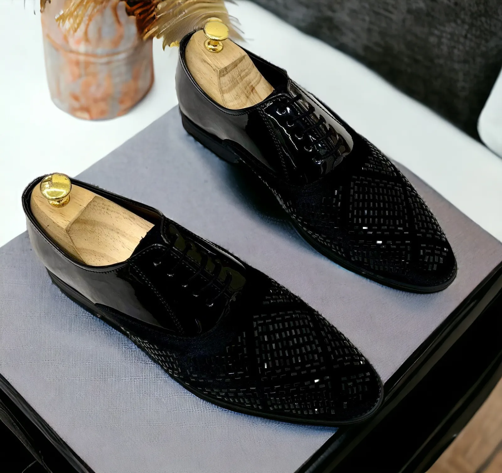 Fashion Rhinestone Suede Lace-Up Shoes