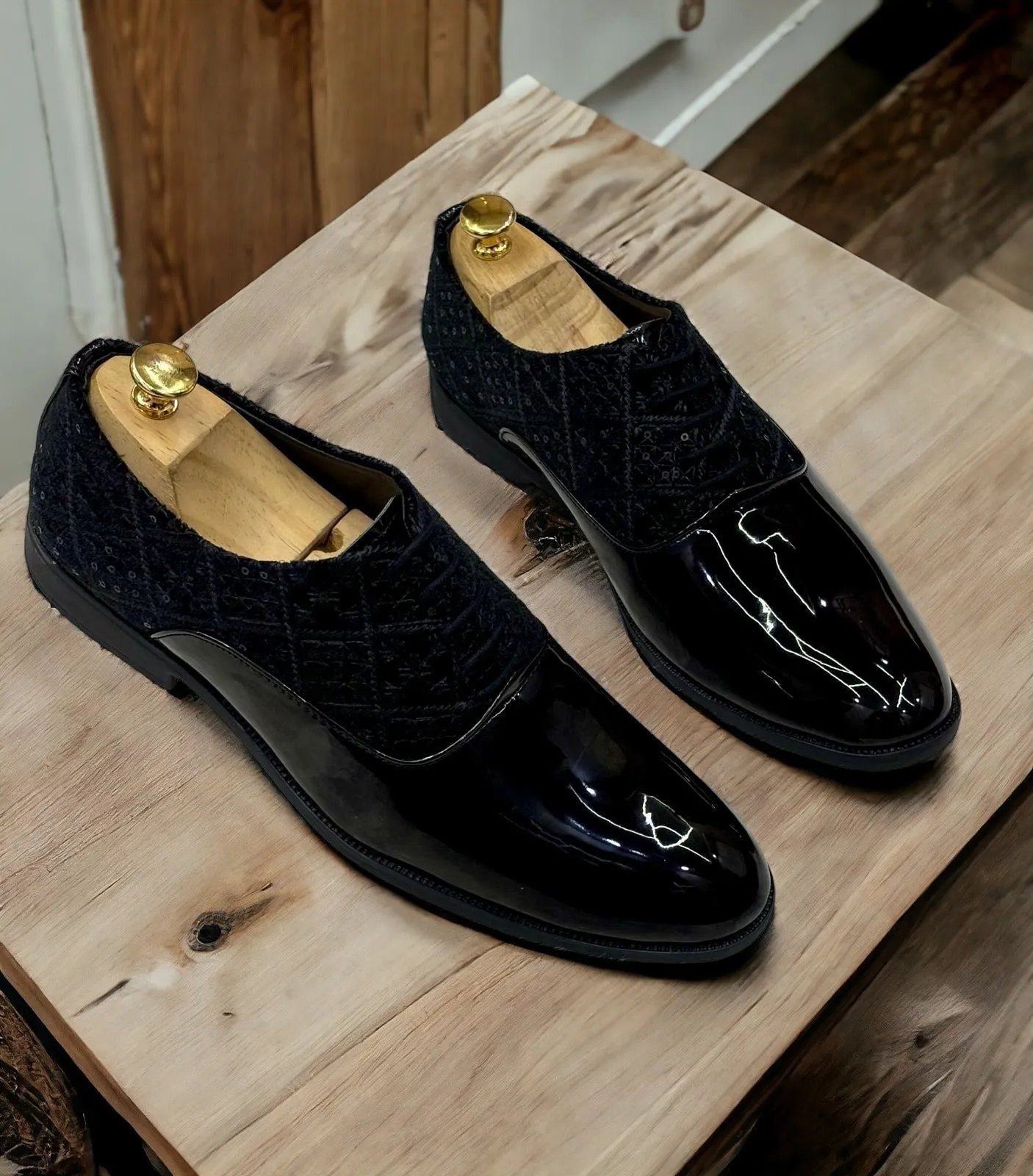 Fashion Shiny Shimmer Lace-Up Black Dress Shoes for Men