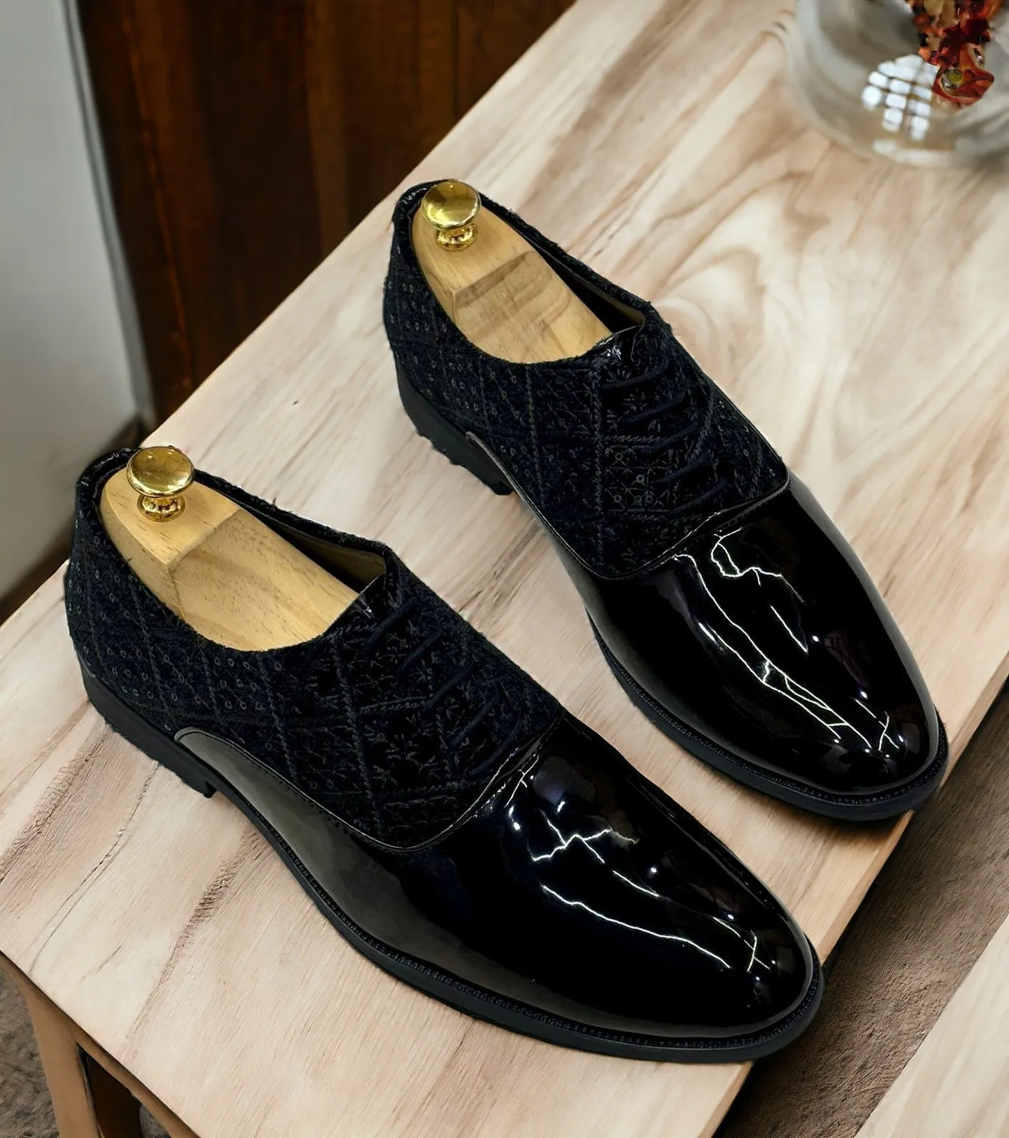 Fashion Shiny Shimmer Lace-Up Black Dress Shoes for Men