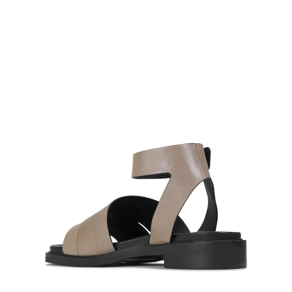 Grungy Sandal in Taupe