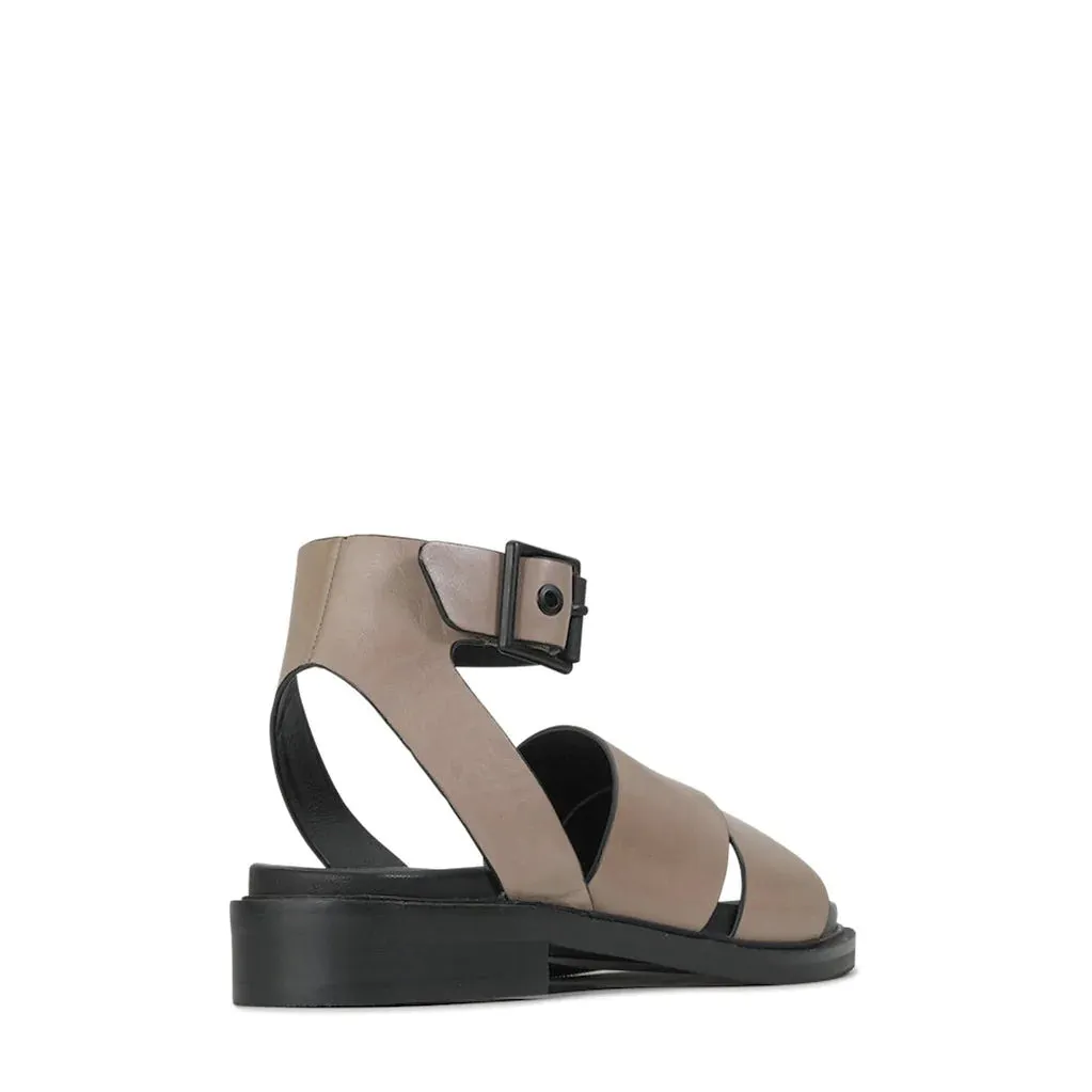 Grungy Sandal in Taupe