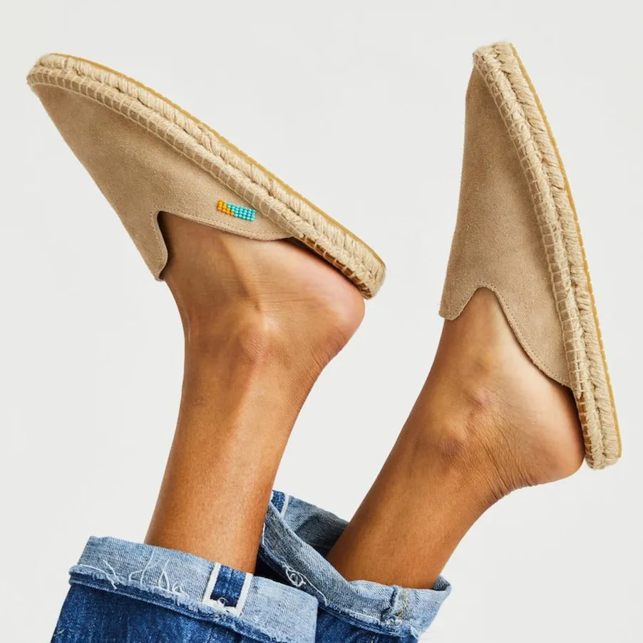 Lamu Mule - Sand