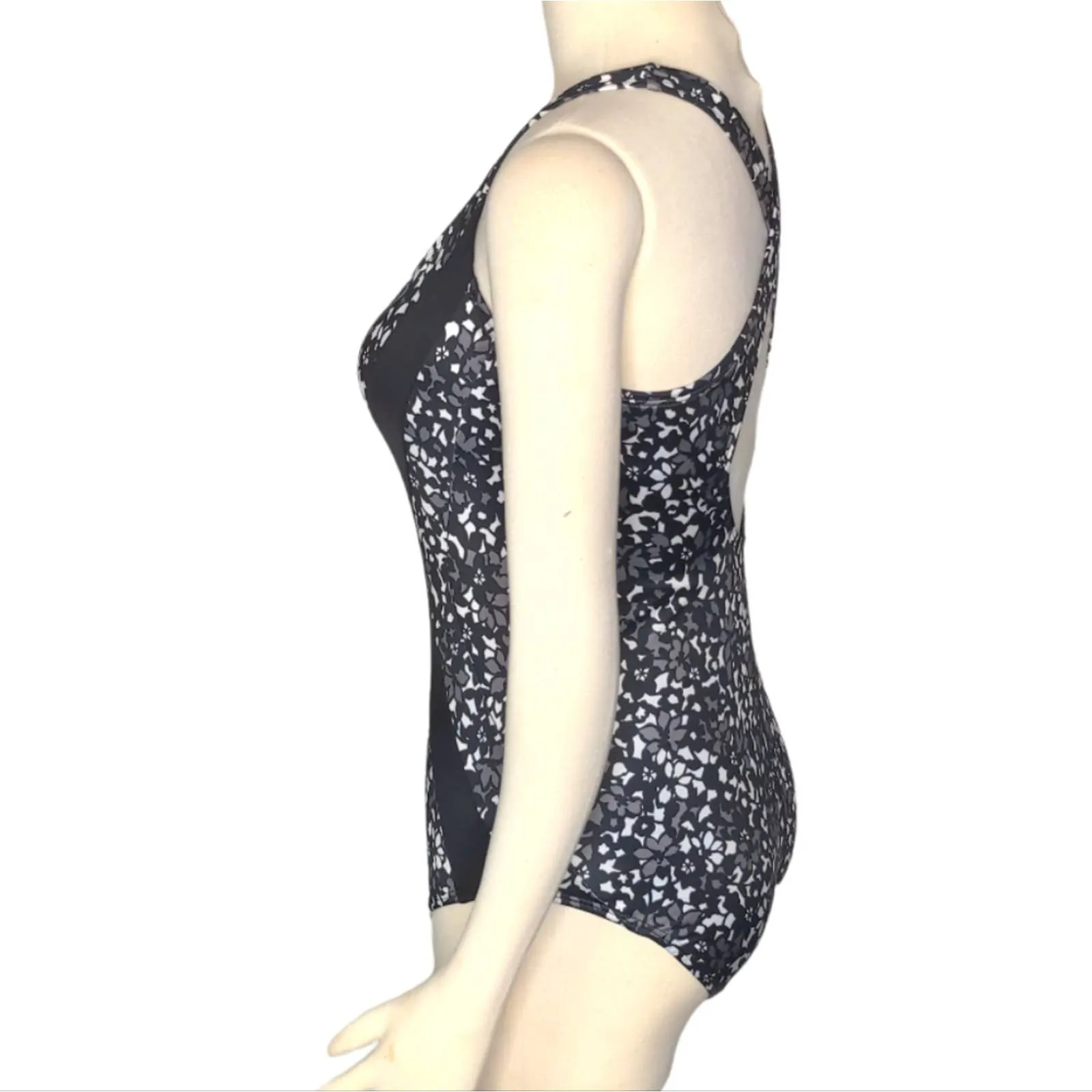 LANDS END Black Gray Slimming Scoop Neck One Piece Swimsuit 6