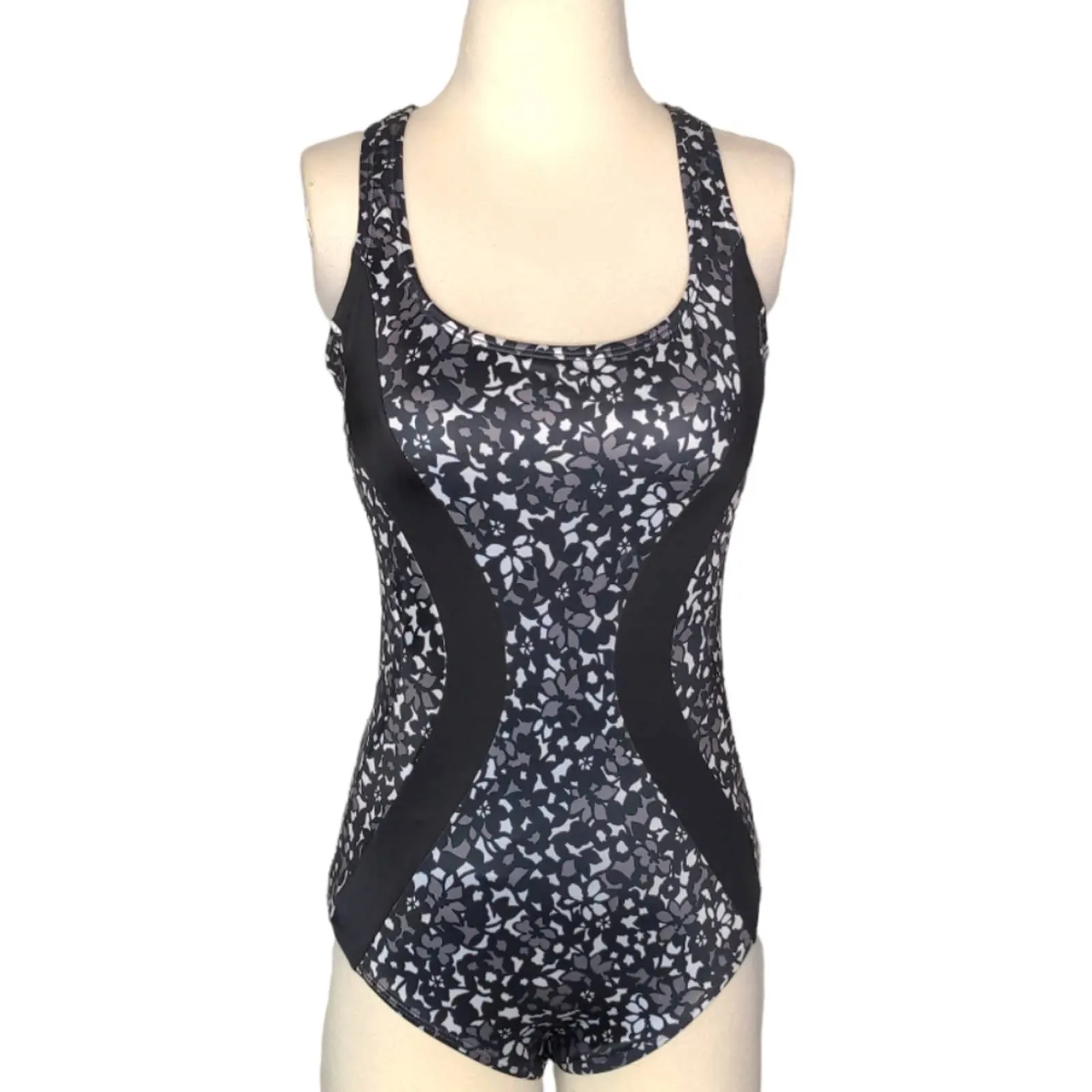 LANDS END Black Gray Slimming Scoop Neck One Piece Swimsuit 6