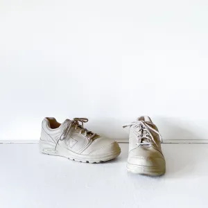New Balance 812 RollBar Sneaker in Beige