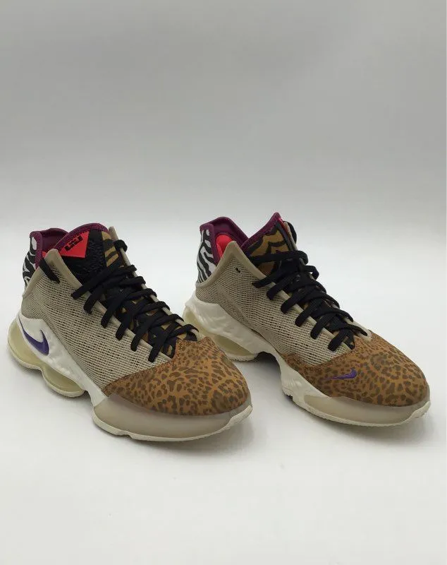 Nike Men's Multicolor Athletic Shoes - Size 9