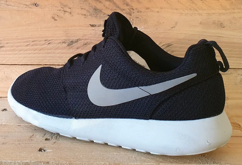 Nike Roshe One Low Textile Trainers UK8/US9/EU42.5 511881-004 Black/Grey