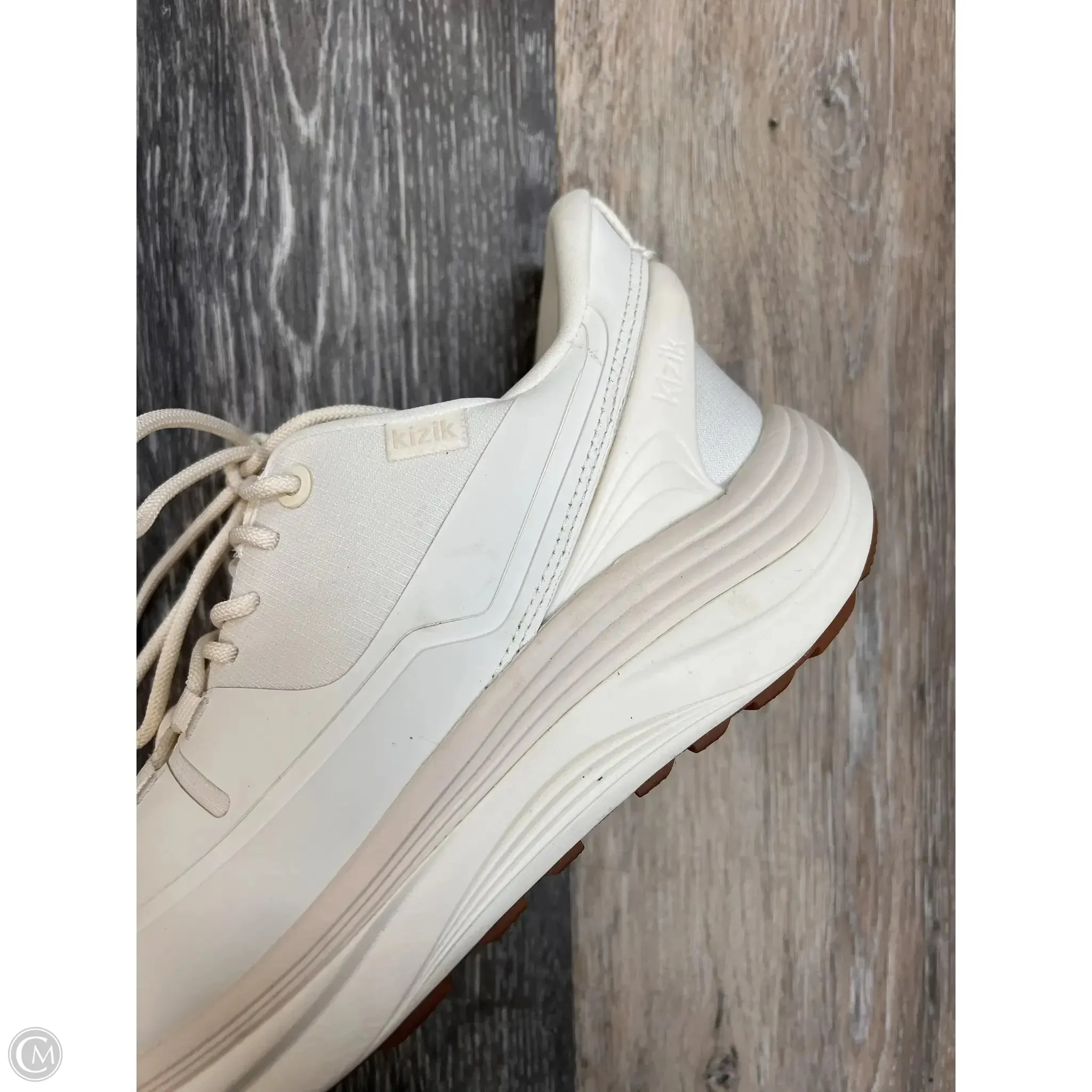 Shoes Athletic By Kiziks In Cream, Size: 9