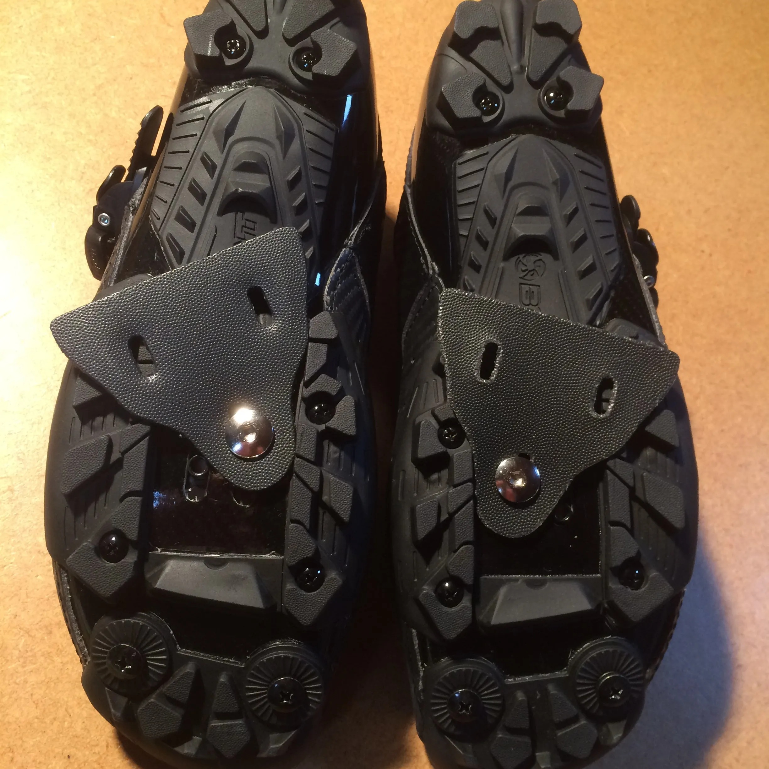 SHOES : Bont Riot MTB Cycling Shoes [42]
