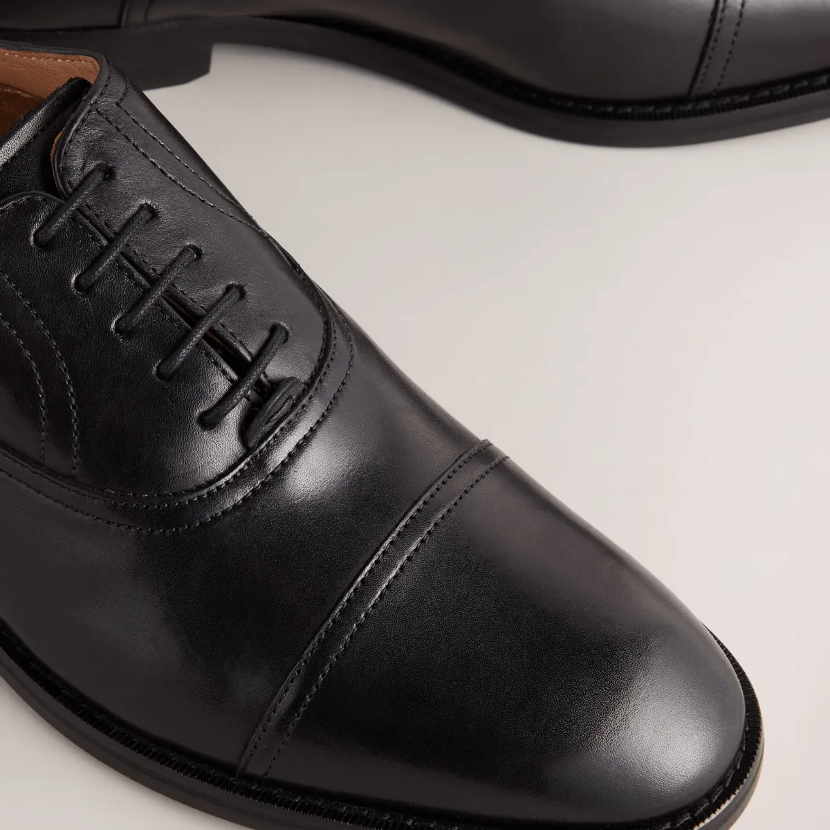 Ted Baker Carlen Mens Leather Oxford Shoes in Black