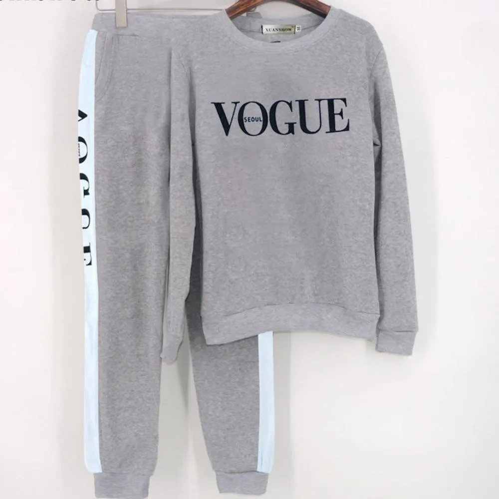 Vogue Printed Tracksuit Set Sweatshirt   Pant